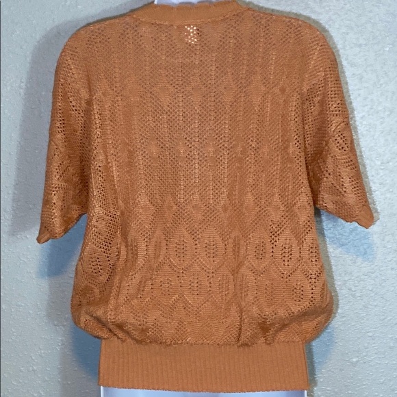 VNTG Kenneth Too! Tan/Orange Crew Neck Knit Sweater with Short Sleeves - Picture 4 of 6